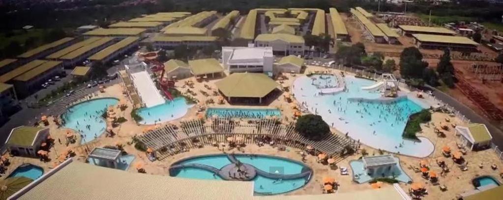 L'Acqua Diroma - Suites Confortaveis - Diversao Garantida - Piscina De Ondas Exclusiva Caldas Novas Εξωτερικό φωτογραφία
