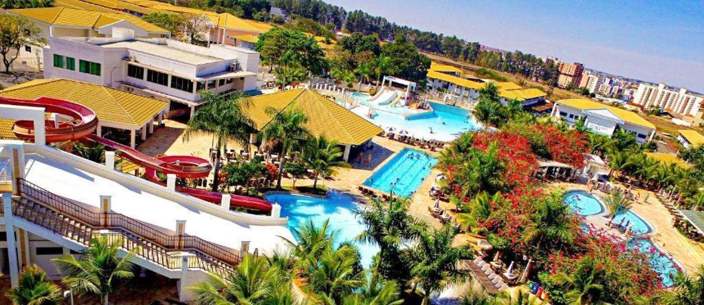 L'Acqua Diroma - Suites Confortaveis - Diversao Garantida - Piscina De Ondas Exclusiva Caldas Novas Εξωτερικό φωτογραφία